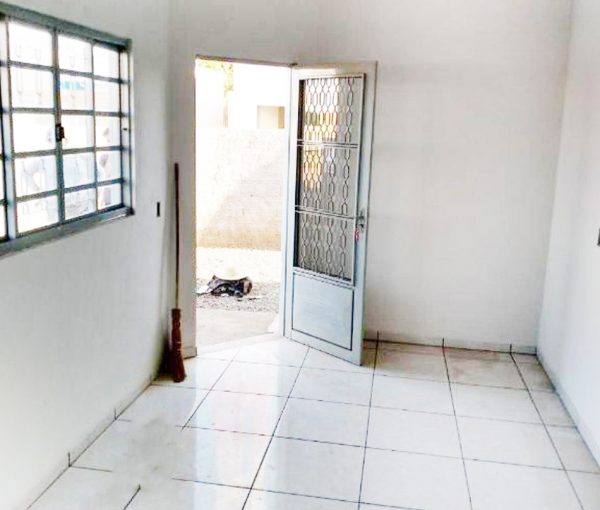 Casa de 60 m² no Residencial da Torre por R$ 199 mil em Artur Nogueira Casa de 60 m² no Residencial da Torre por R$ 199 mil em Artur Nogueira