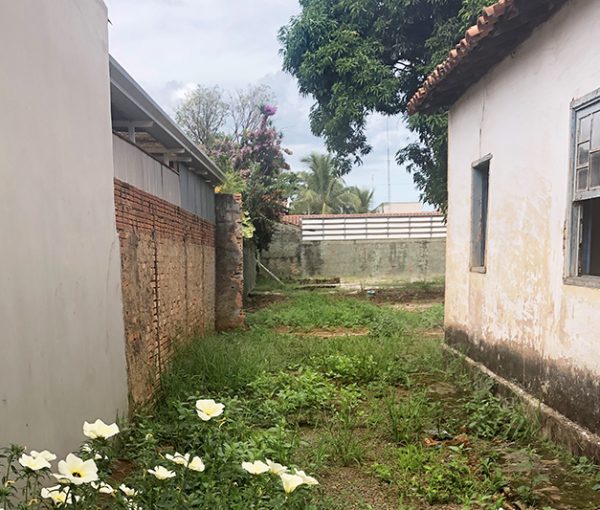 Terreno de 432 m² à venda no Centro de Artur Nogueira Terreno de 432 m² à venda no Centro de Artur Nogueira